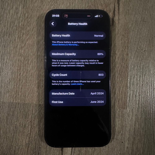 iPhone 15 Pro 256GB like new, black