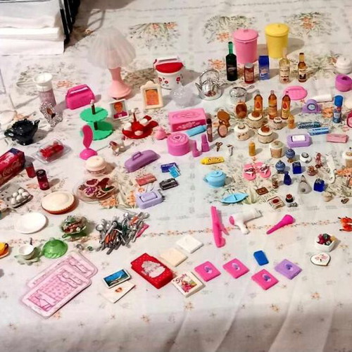 Mega Lot of Realistic 1/6 Scale Miniatures like new