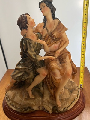 Decorative figurine used