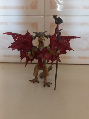 Plastoy Red Magic Dragon Action Figure like new