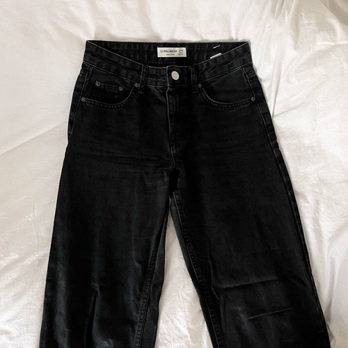 Pull&Bear straight-cut black denim jeans like new