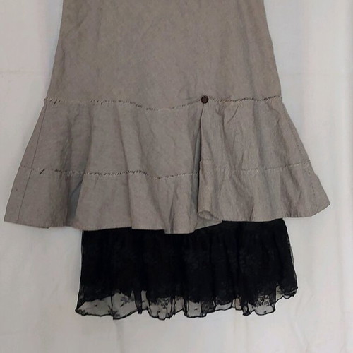 S'nob vintage outlet skirt with lace used