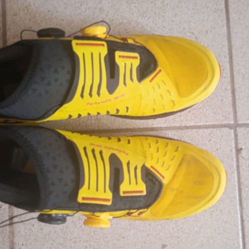 La Sportiva Jackal II BOA mountain running shoes size 44, like new, yellow