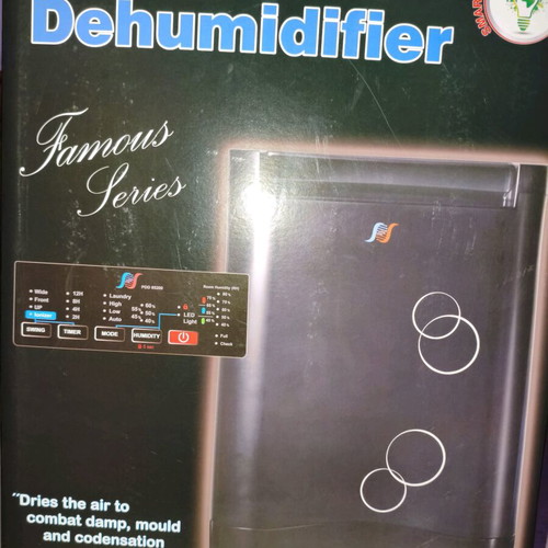 PUREDRY PDD85200 Famous Black Edition Dehumidifier 8.5 Lt with Ionizer new