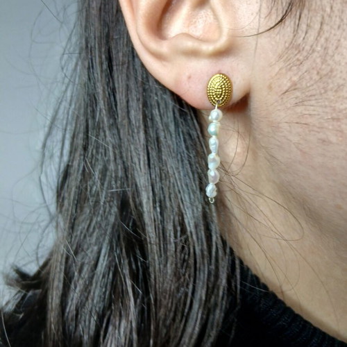 Cultured pearl earrings new