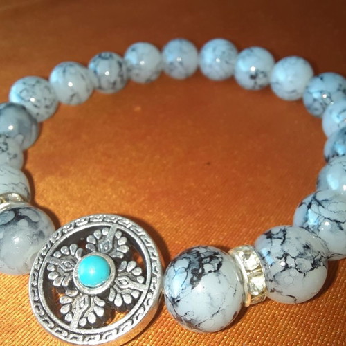 Bracelet with gray haolite semi-precious stones and metal cross new