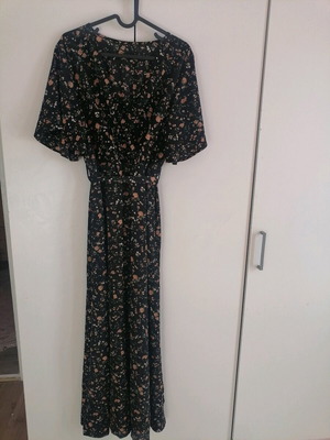Long summer dress like new, comfortable and cool