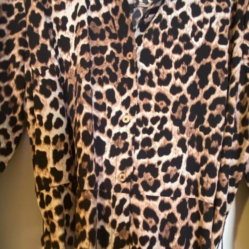 Midi women's dress animal print with buttons and belt like new