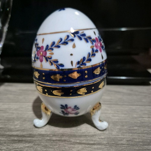 Decorative egg like new