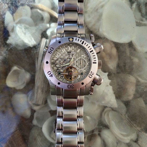 Black Label automatic chronograph watch like new, carbon design