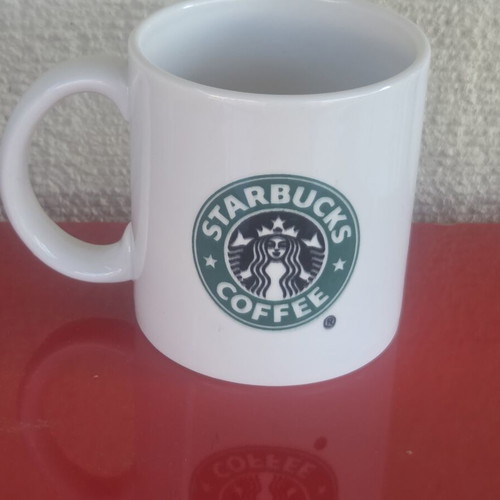 Starbucks Vintage Venti Mug 600ml like new, collectible