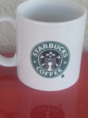 Starbucks Vintage Venti Mug 600ml like new, collectible