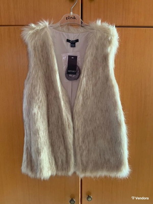 Fur vest beige cream like new