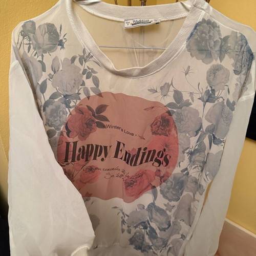 H&M Women’s Happy Endings Blouse like new, floral design