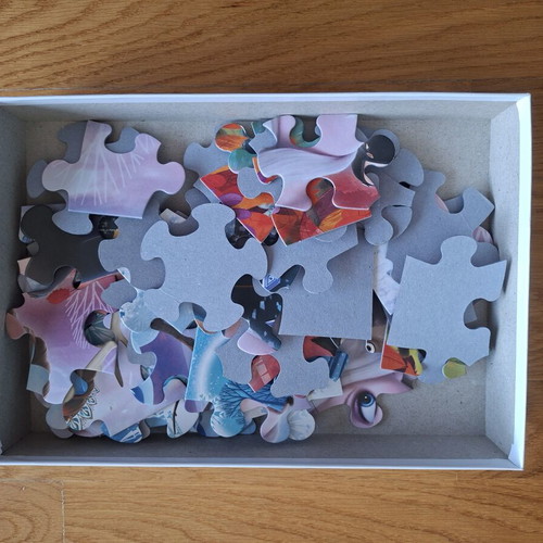 Frozen Super Shape XXL puzzle like new, 60 pieces, age 4+