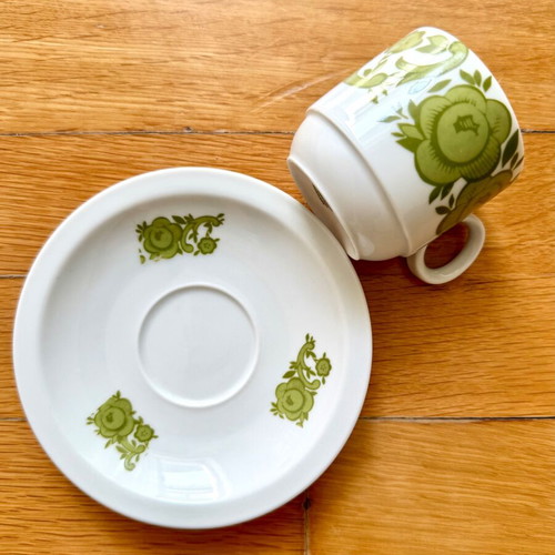 Bavaria Schumann Arzberg Coffee Cup used, white with green flowers