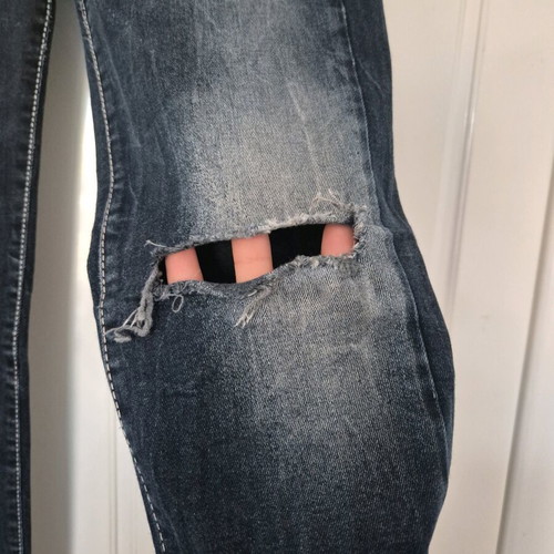 Damaged Jeans women's blue low-rise faded, like new