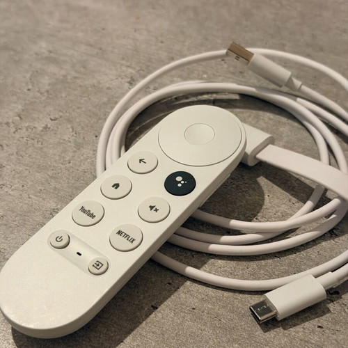 Chromecast with Google TV 4K used, 3rd generation available