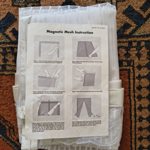 Magnetic Mesh Screens 150x200cm New, Pack of 2