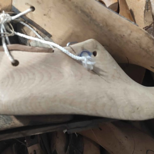 Wooden shoe lasts used, pair