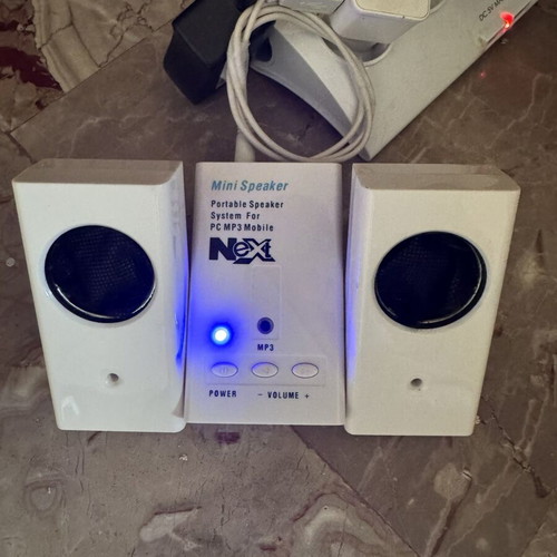 Next Mini Speaker portable speaker system used