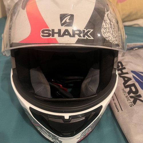 Shark SD One+ Motorcycle Helmet like new, women's XS with visor