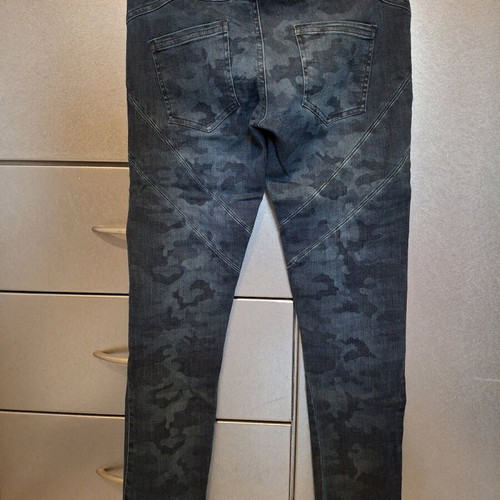 Denny Rose women's denim pants like new, blue, low waist