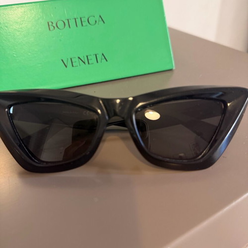 Bottega Veneta black glasses like new
