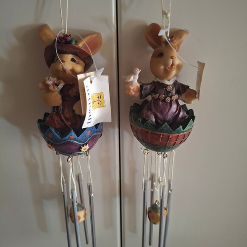 Aeolic type bunny wind chimes like new, Easter artisan
