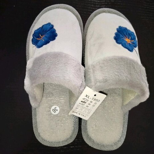 Women's slippers new