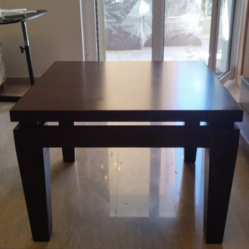 Square coffee table like new, solid wood, dark finish, 70x70x50 cm