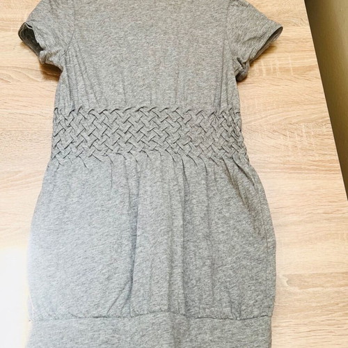 Short-sleeve gray t-shirt Medium like new
