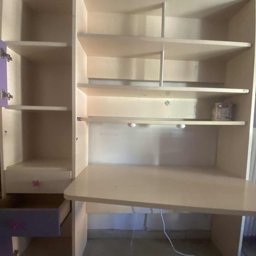 Neoset desk and bookshelf like new
