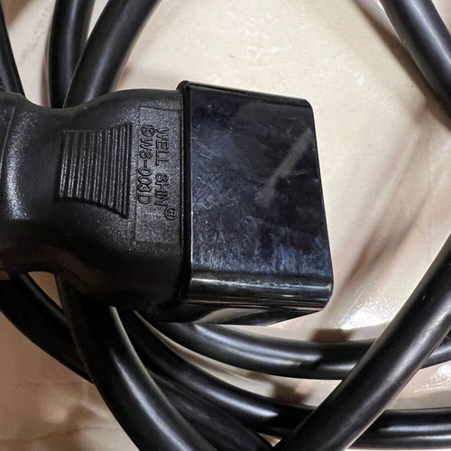 C19-C20 cable used, black 2.5 meters