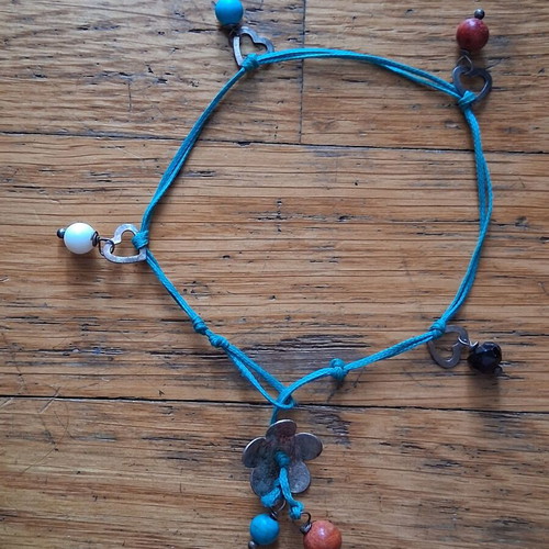 Anklet with 925 silver elements used, turquoise thread and decorative beads