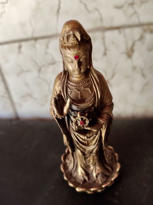 Quan Yin bronze statue like new with red rhinestones