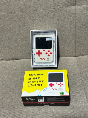 Παιχνιδομηχανή με 129 παιχνίδια καινούργια, handheld με έγχρωμη οθόνη