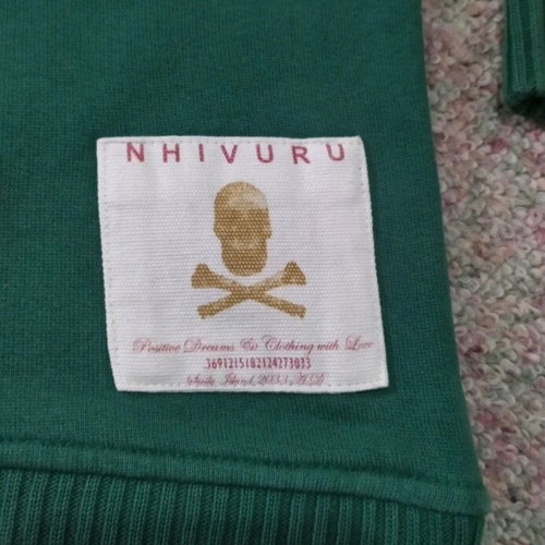 Nhivuru hooded sweatshirt size M used, green