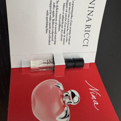 Nina Ricci Nina Eau de Toilette new, tester 4.5 ml (3x1.5)