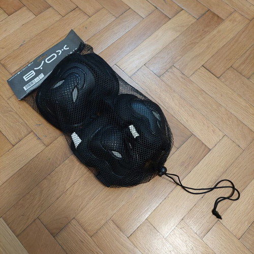 BYOX rollers new with light-up wheels, size 38-41