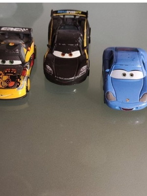 5 Αυτοκινητάκια της σειράς Cars της Disney Pixar