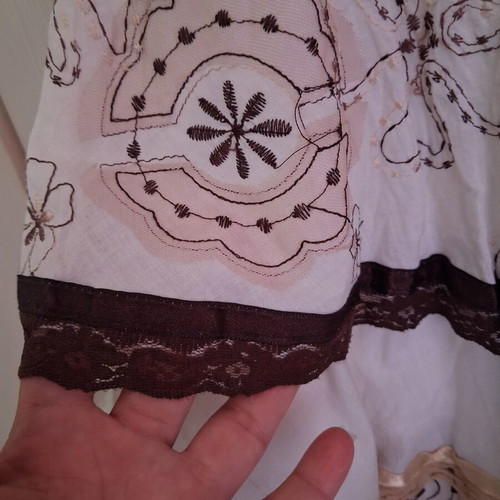 Danilo Boho Style Skirt like new, white with beige lace