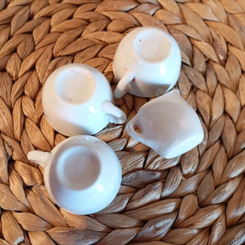 Mini vintage ceramic set used, three cups and milk jug