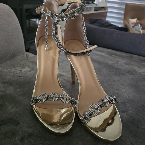 Envie Shoes women's sandals gold with strass, new