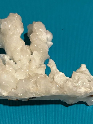 Ankerite/Calcite like new 7x6x3 cm, 90 g