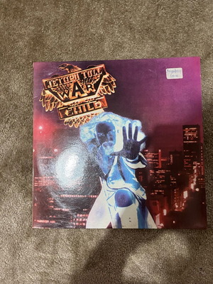 Jethro Tull War Child vinyl used in excellent condition