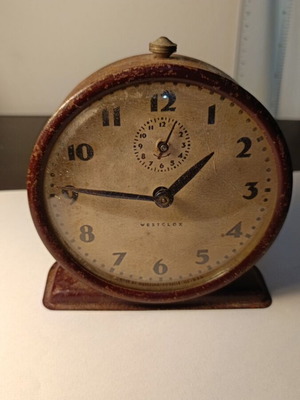 Westclox analog table clock used, 1930s vintage