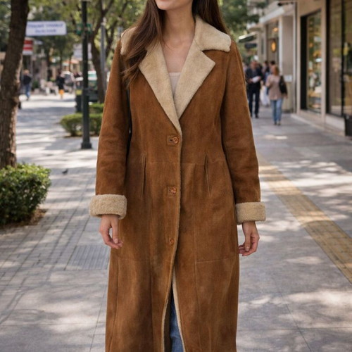 Muton coat new, very warm, size Medium, camel color