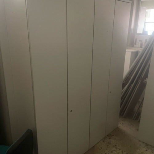 Floor-standing bookcase used with opening doors, 5 shelves, DROMEAS