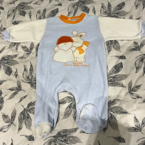 Velour baby rompers like new for 2-5 months old